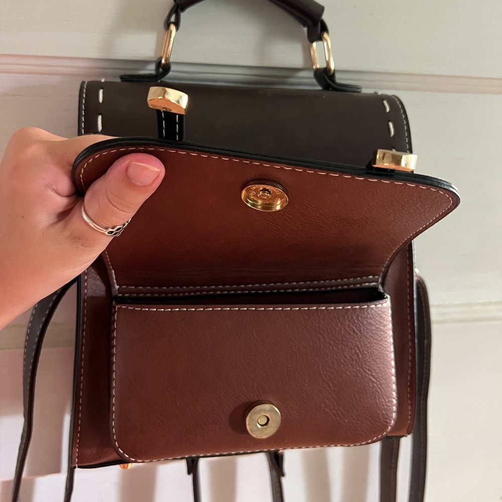 Bee-themed fashion backpack, mini, leather - Picture 5 of 8